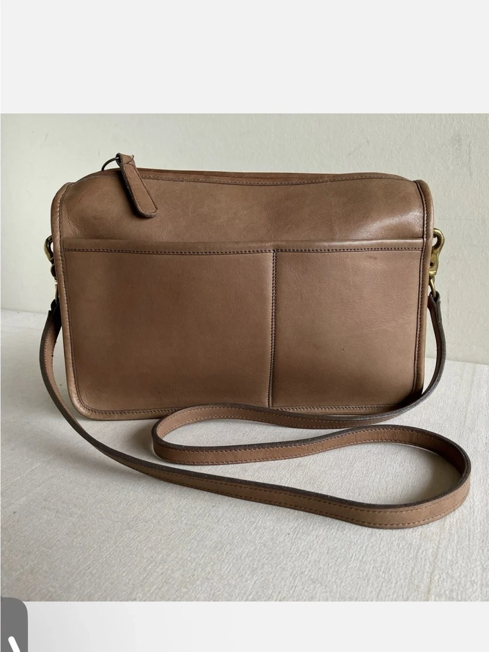 Coach Vintage NYC Companion Bag Putty Glove Tanned Leather Crossbody 70s 80s USA